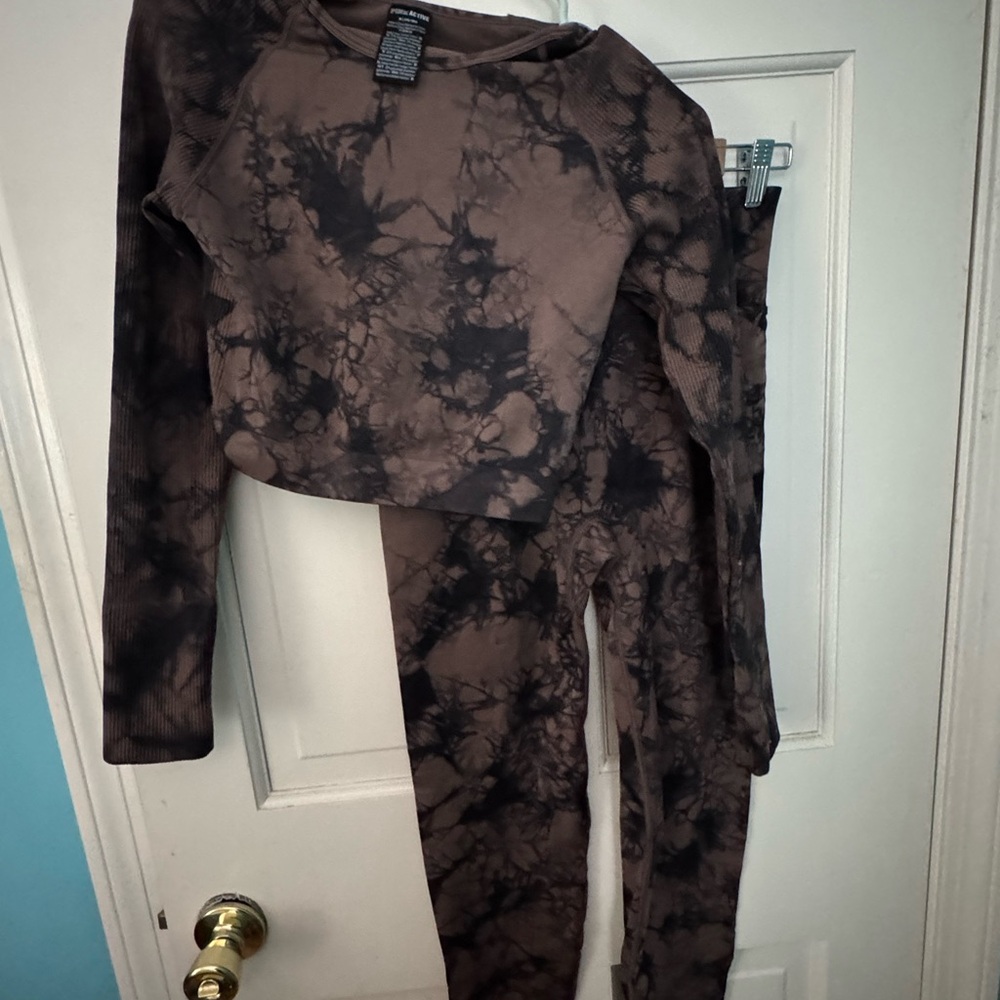 PINK Victoria's Secret Brown and Black Tie-Dye Set